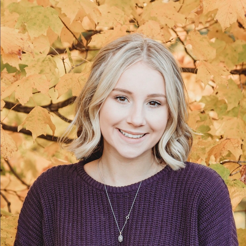 Meet your Posher, Rebecca